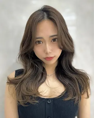 ロング 似合わせ/レイヤー /顔まわり/池田歩樹のヘアスタイル