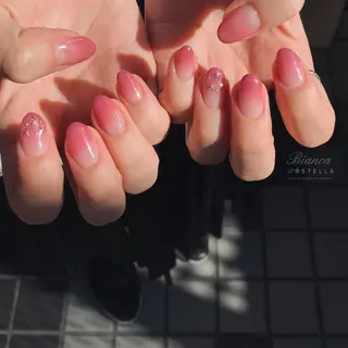 ネイル Mojyam nail所属・松本 実咲のネイルデザイン