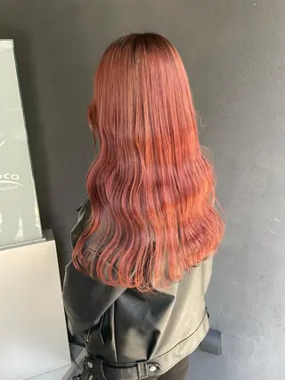 ロング カラー akane .のヘアスタイル