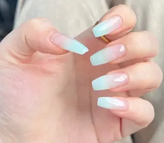 ネイル LEDアイラッシュ ∩_∩アオイのマツエク・マツパデザイン