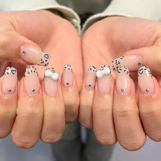 ネイル sio.nail&eyebrow salon shimokitazawa2号店所属・nailist mana𖤐´-のネイルデザイン