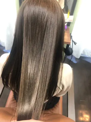 ロング カラー ブリーチ毛に縮毛矯正 ✨カラー✨山田 正幸のヘアスタイル