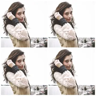 ミディアム 圧倒的美髪ストレート ツダケイタロウのヘアスタイル