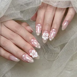 ネイル Maggie Nail🦩のネイルデザイン