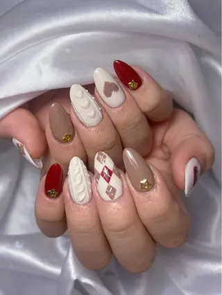 ネイル LEELA NAIL STUDIO所属・LEELA NAIL STUDIOのネイルデザイン