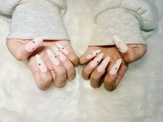 ネイル 夜からネイル所属・水野 ちなつのネイルデザイン