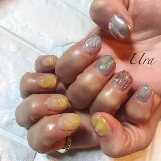 ネイル UrakoNail 《nail》のネイルデザイン