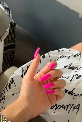 ネイル 高木 維麗絲のネイルデザイン