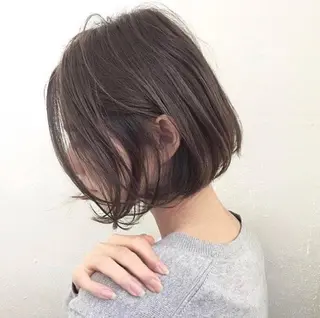 ミディアム カラー 💚ミヤマ アンナ☘️のヘアスタイル