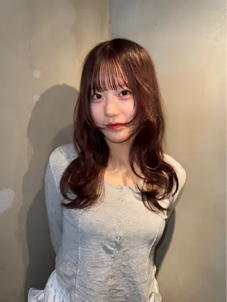 ロング ヘアアレンジ Momoka🪷 /ハイトーンのヘアスタイル