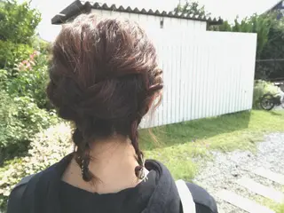 ヘアアレンジ ミディアム 佐藤 美咲のヘアスタイル