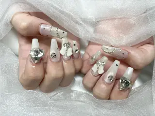 ネイル Roi〈ロワ〉 Minakoのネイルデザイン