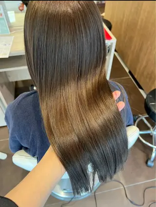 秋山 和己のヘアスタイル
