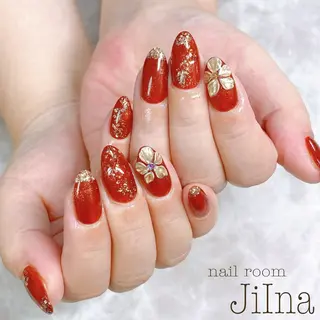 ネイル JiIna nailのネイルデザイン