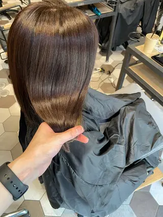 ミディアム 髪質改善、縮毛矯正 酸性縮毛矯正のヘアスタイル