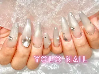 ネイル YOLONAIL心斎橋店所属・田本 和音のネイルデザイン