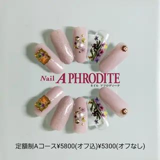 ネイル Nail  Aphroditeのネイルデザイン