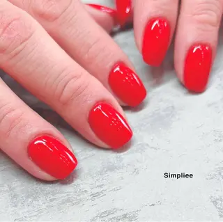 ネイル シンプリーワン 渋谷店🪄MOENAのネイルデザイン