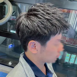 ショート メンズ 伊藤 未来のヘアスタイル