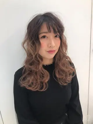 セミロング カラー パーマ 透明感カラー✨艶髪 制作🌱山根あゆみのヘアスタイル