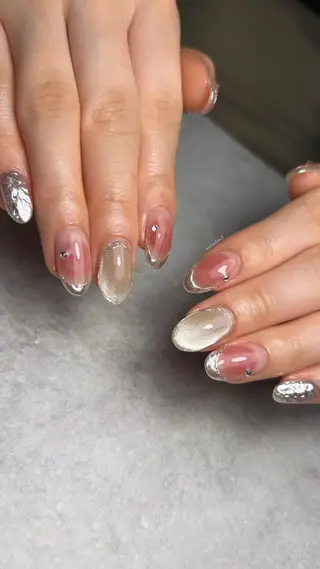 ネイル 関山 志乃のネイルデザイン