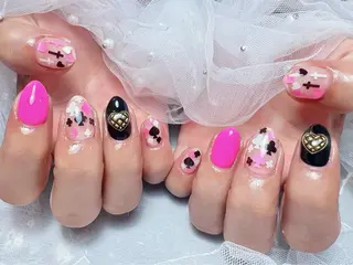 ネイル マジックミラー所属・マジック ミラーのネイルデザイン