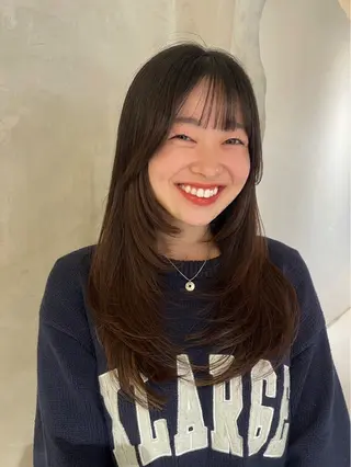 カラー スパイキーショート/ センターパート/奈菜のヘアスタイル