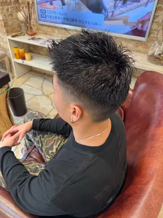 ショート オノ ソウイチロウ/ ブリーチ/パーマのヘアスタイル