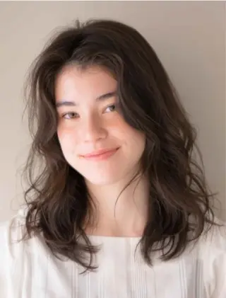 セミロング パーマ CIRCUSbyBEAUTRIUM青山店所属・似合わせカット✂️ 松原 寿花のヘアスタイル