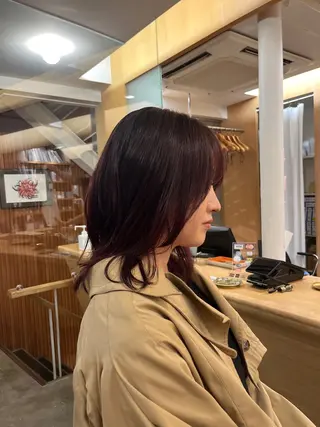 セミロング カラー BEAUTRIUM鎌倉小町店所属・マリナ /ゆる巻パーマ♡のヘアスタイル