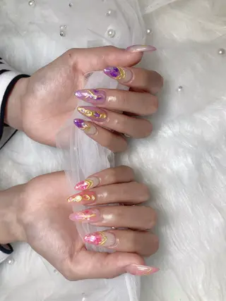 ネイル U·Mi nail salon所属・U·MI 上野御徒町店のネイルデザイン