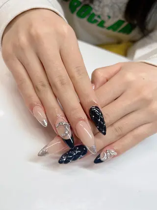 ネイル Nail Salon L'arc所属・💊大阪/心斎橋 moni🧠のネイルデザイン