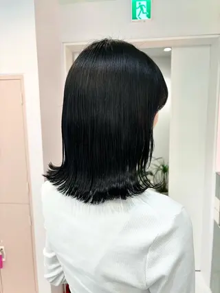 ミディアム カラー 顔周りカット/ボブ/ ツヤ髪/coconaのヘアスタイル