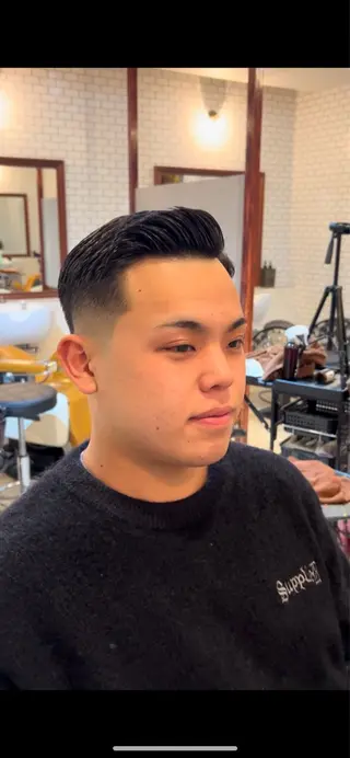 ショート 吉田 龍人のヘアスタイル