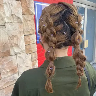 セミロング ヘアアレンジ ブリーチ/ヘアセット 【𝙍𝙞𝙣𝙤】のヘアスタイル