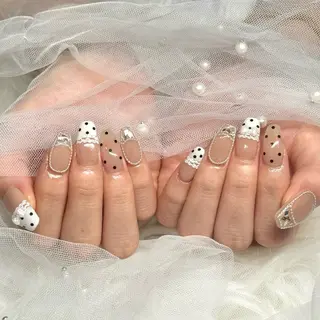 ネイル 𝘉𝘢𝘣𝘦𝘭 𝘜𝘮𝘪のネイルデザイン