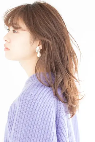 セミロング f A ture.所属・鈴木 一輝のヘアスタイル