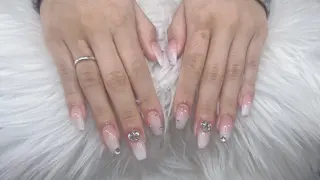 ネイル り オのネイルデザイン