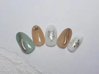 ショート ネイル マツエク・マツパ illum hicariのネイルデザイン