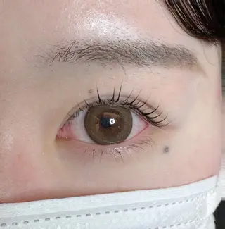 マツエク・マツパ 玉置 七海のヘアスタイル