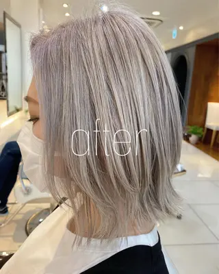 ミディアム sea's所属・ヒラカホ/矢場町/ ブリーチ/似合わせのヘアスタイル