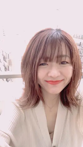 ミディアム カラー 田畑 福恵のヘアスタイル