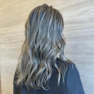 ロング カラー CRAFT To-Yaのヘアスタイル