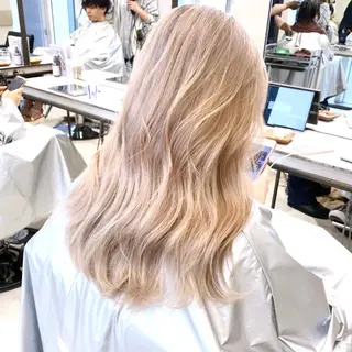セミロング カラー カラー系/カット特化 🟠オオタキマサシのヘアスタイル