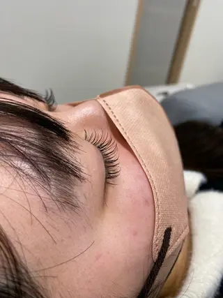 マツエク・マツパ nail&eyeLily 武蔵境店所属・岩田 柚葉のマツエク・マツパデザイン