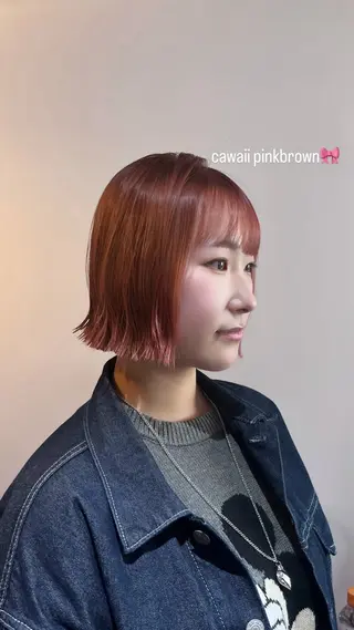 ショート カラー urara /ブリーチ/艶カラーのヘアスタイル