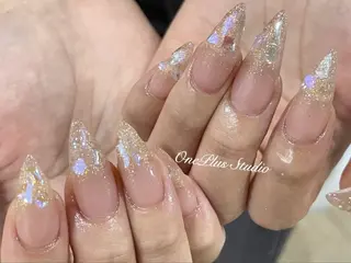ネイル One Plus Nail Salonのネイルデザイン