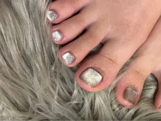 ネイル BEAUTY LINE 藤沢店所属・🐬🌺 SHIHOのネイルデザイン