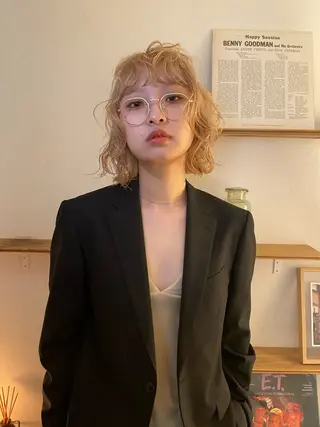 ミディアム 朝倉 まほろのヘアスタイル