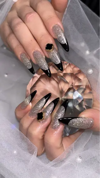 ネイル 石田 幸音のネイルデザイン